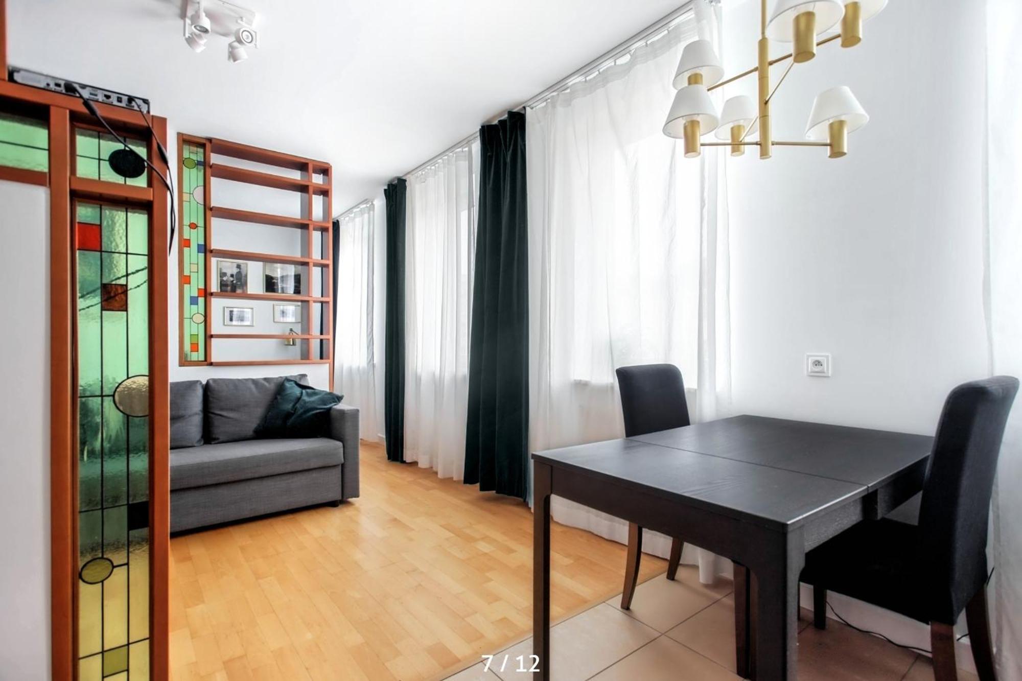 Lägenhet Spacious Quiet Apt Close To The Belvedere Palace *